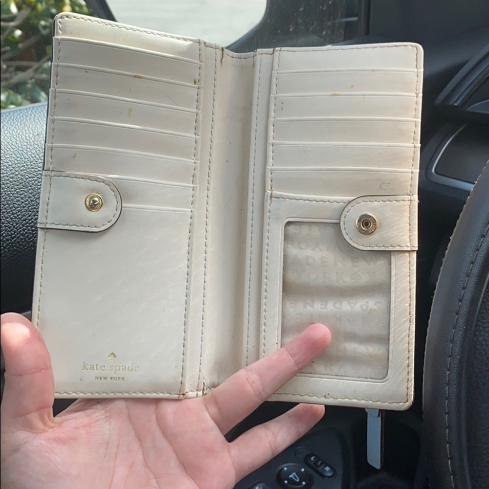 Wallet - Picture 2 of 3